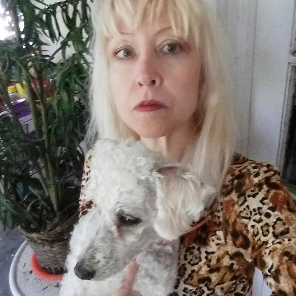 Meet your Posher, Candy